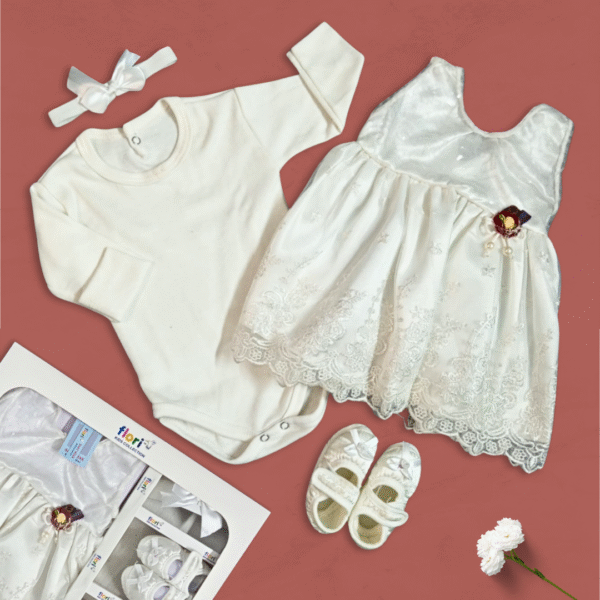 4 Pcs Gift Box Set For Baby (White)